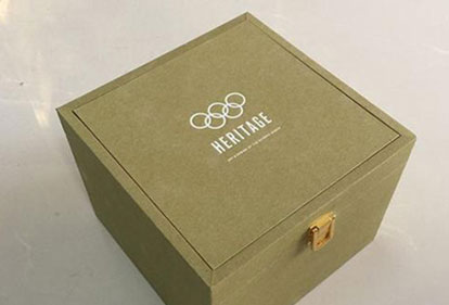 1569758505132120.jpg 電子產(chǎn)品包裝盒1.jpg